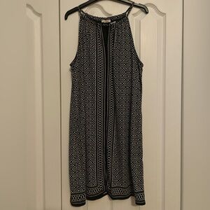Max Studio Sleeveless dress geometric pattern